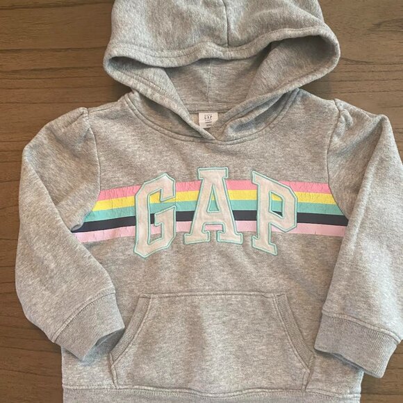Gap - Picture 1 of 5